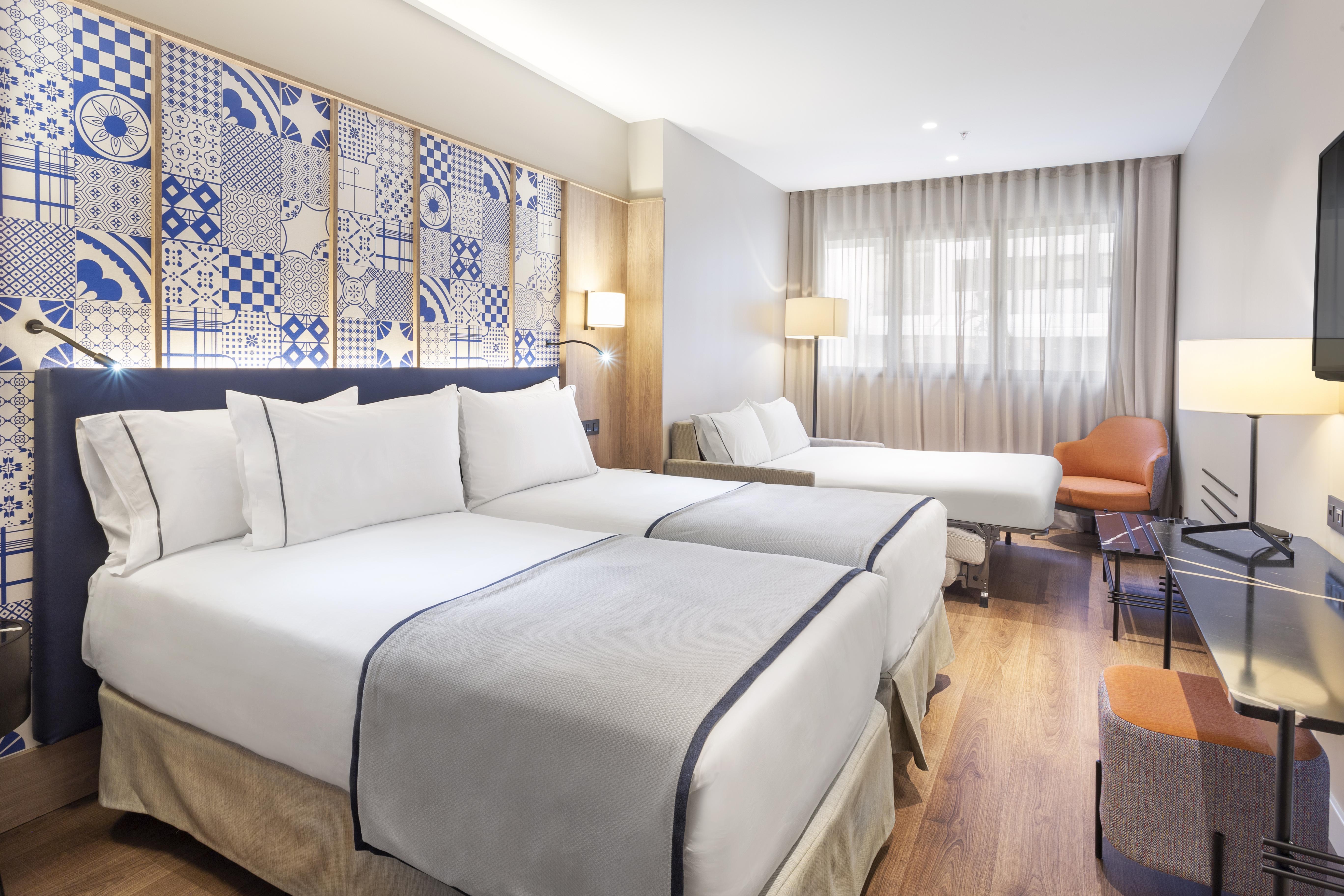 Eurostars Guadalquivir Hotel Seville Exterior photo